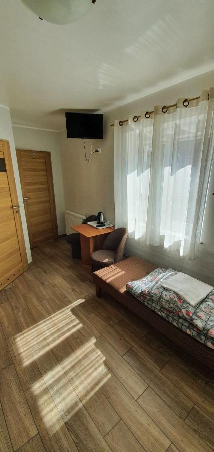 Hotel Osrodek Wypoczynkowy Wratislavia Radzyń Exterior foto